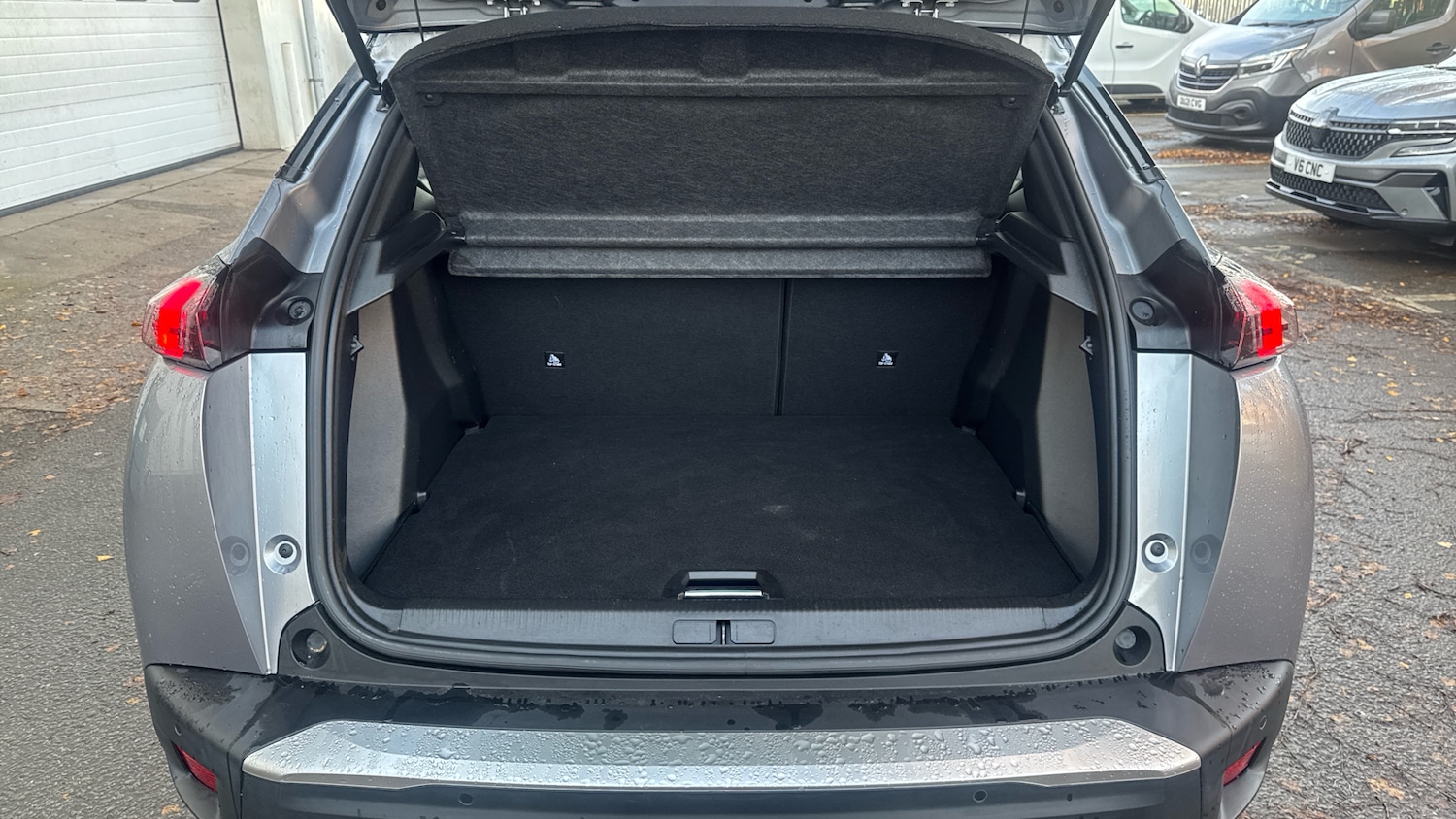 Used Peugeot 2008 2022 for sale - 77079428: Photo 4