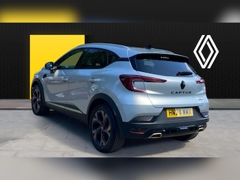 Used Renault Captur 2024 for sale - 79311616: Photo
