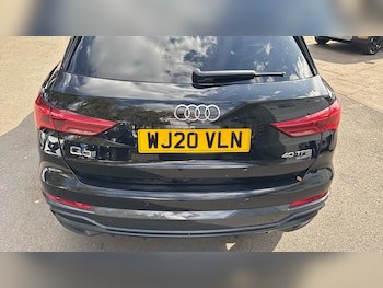 Used Audi Q3 2020 for sale - 76070013: Photo