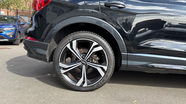 Used Audi Q3 2020 for sale - 76070013: Photo 7