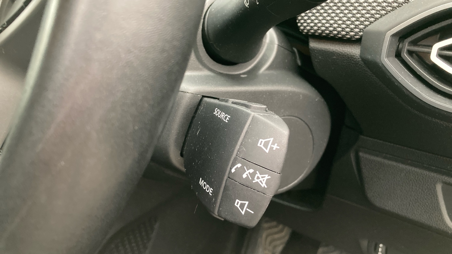 Used Dacia Jogger 2023 for sale - 76908496: Photo 21