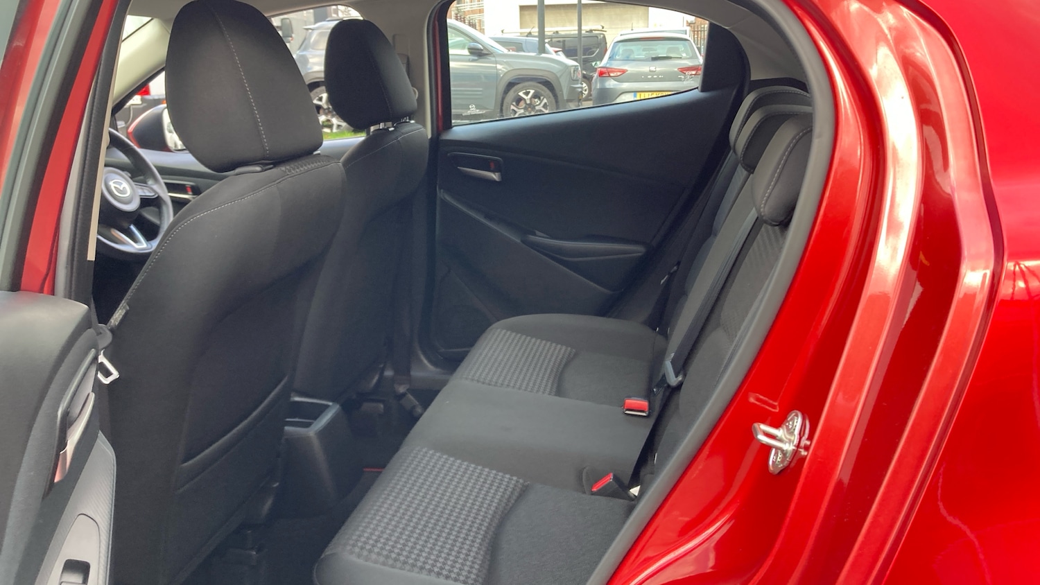 Used Mazda Mazda2 2019 for sale - 76508002: Photo 16