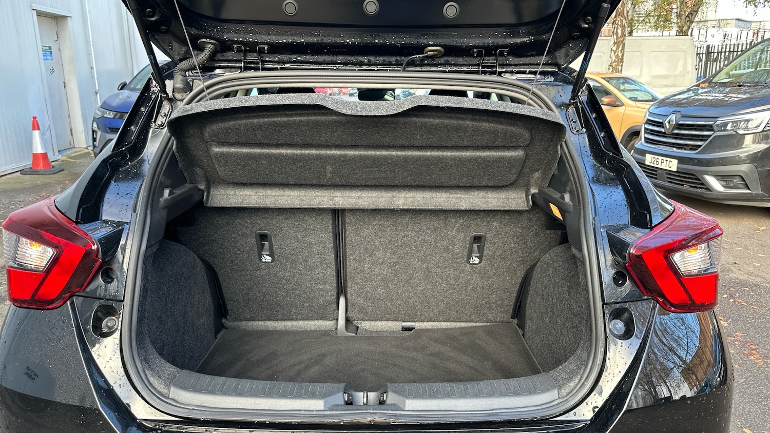 Used Nissan Micra 2021 for sale - 77025241: Photo 6