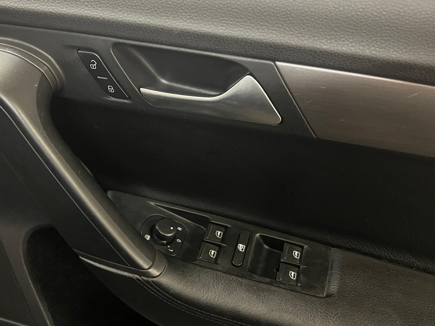 Used Volkswagen Passat 2014 for sale - 77661835: Photo 28