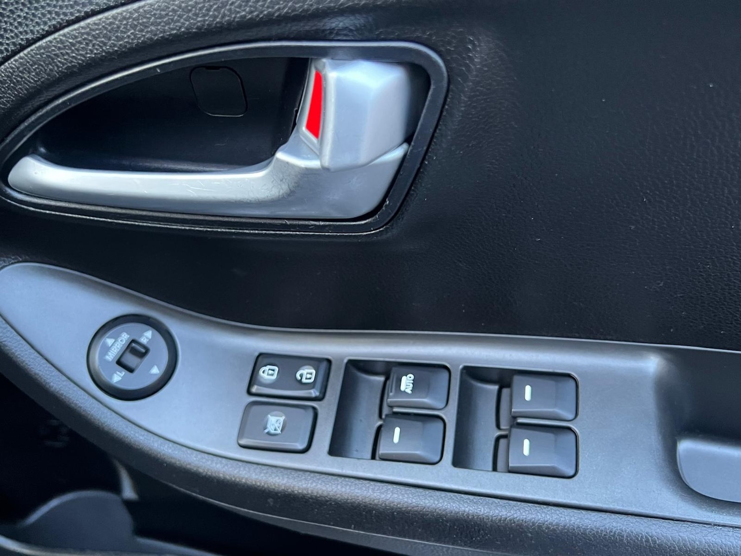 Used Kia Picanto 2014 for sale - 77650561: Photo 25