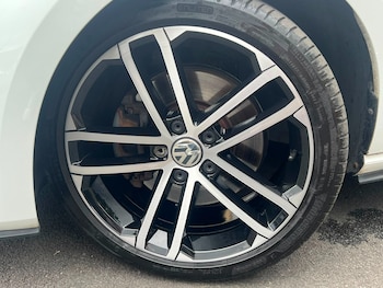 Used Volkswagen Golf 2015 for sale - 79368044: Photo