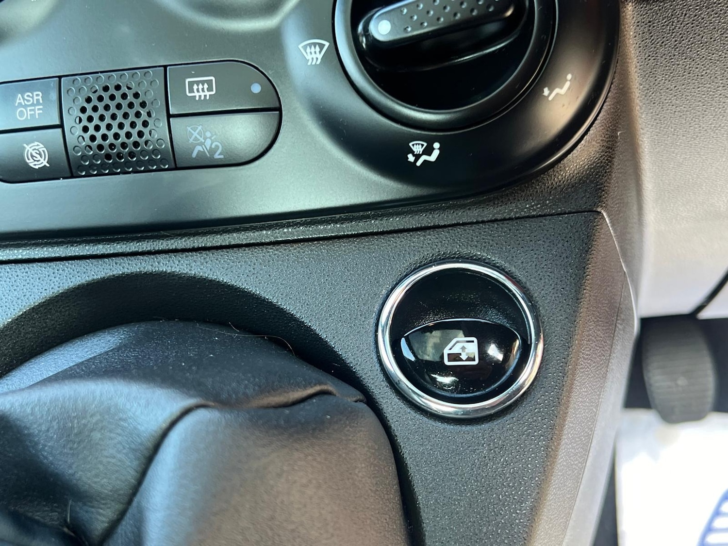 Used Fiat 500 2020 for sale - 77650778: Photo 34