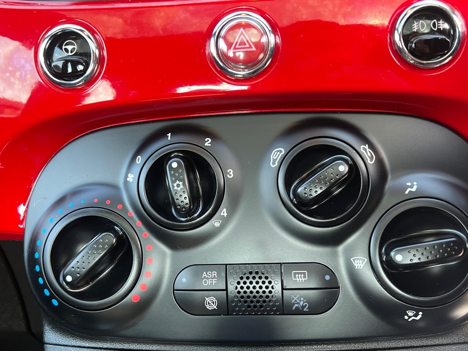 Used Fiat 500 2020 for sale - 77650778: Photo 36