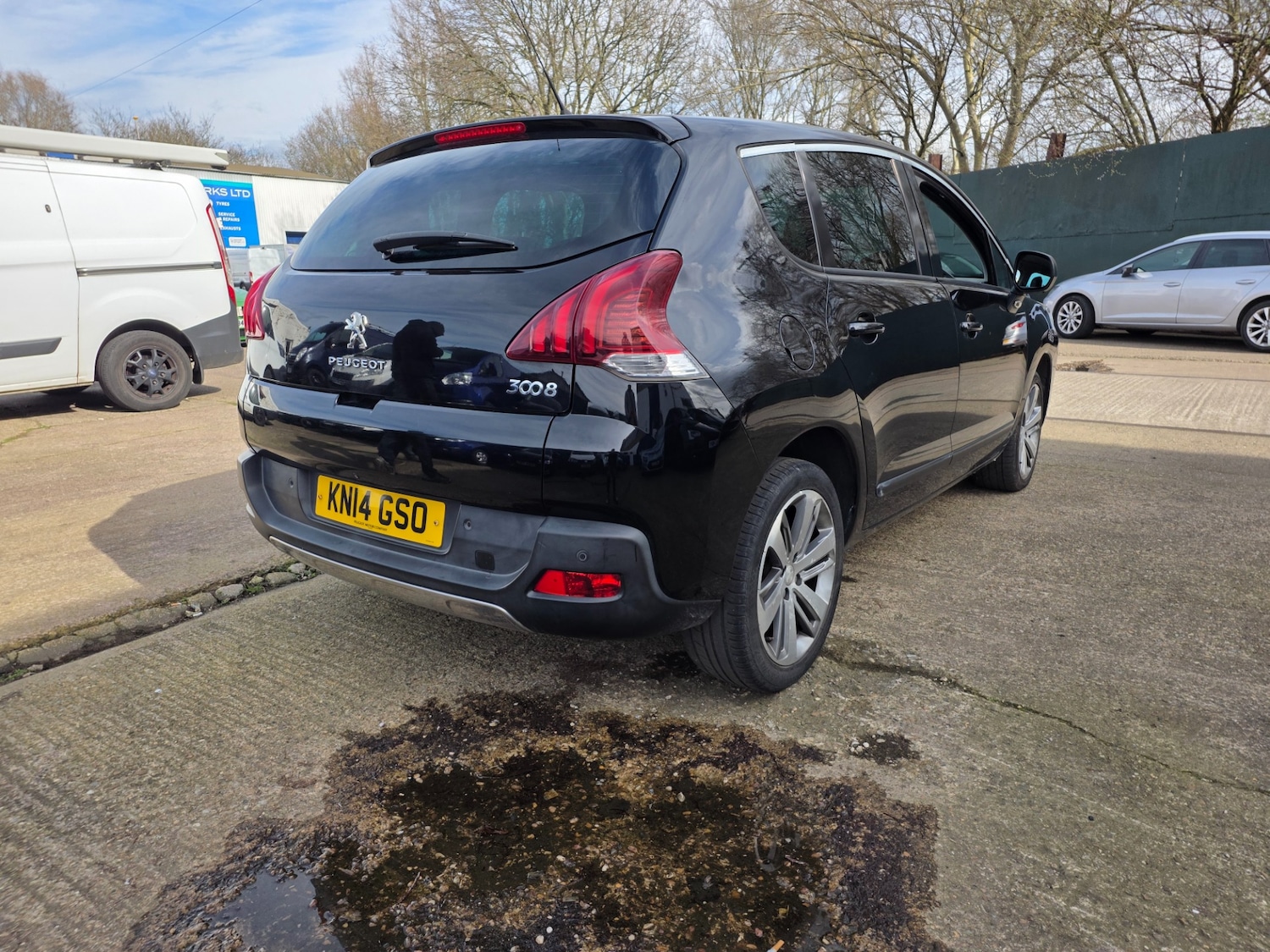 Used Peugeot 3008 2014 for sale - 77878389: Photo 6