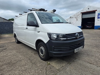 Used Volkswagen Transporter 2018 for sale - 78767596: Photo