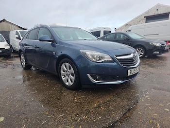 Vauxhall - Insignia