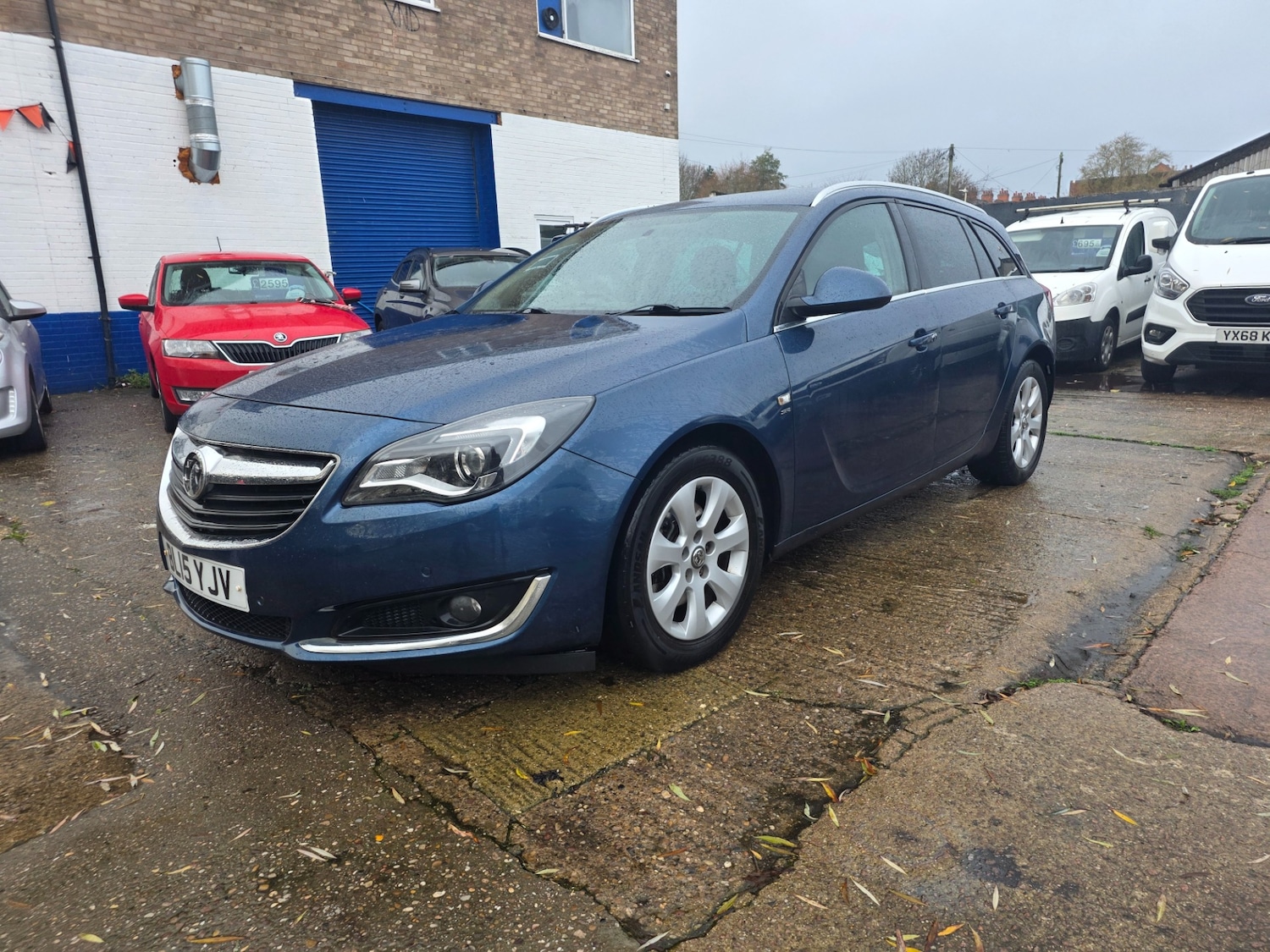 Used Vauxhall Insignia 2015 for sale - 76845216: Photo 3