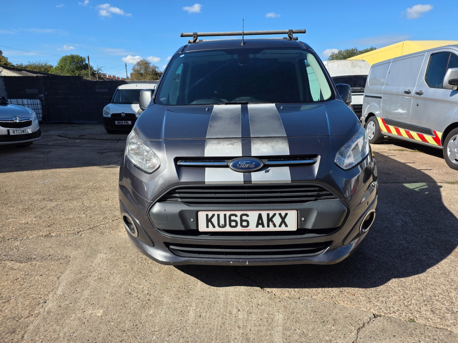 Used Ford Transit Connect 2016 for sale - 76036510: Photo 2