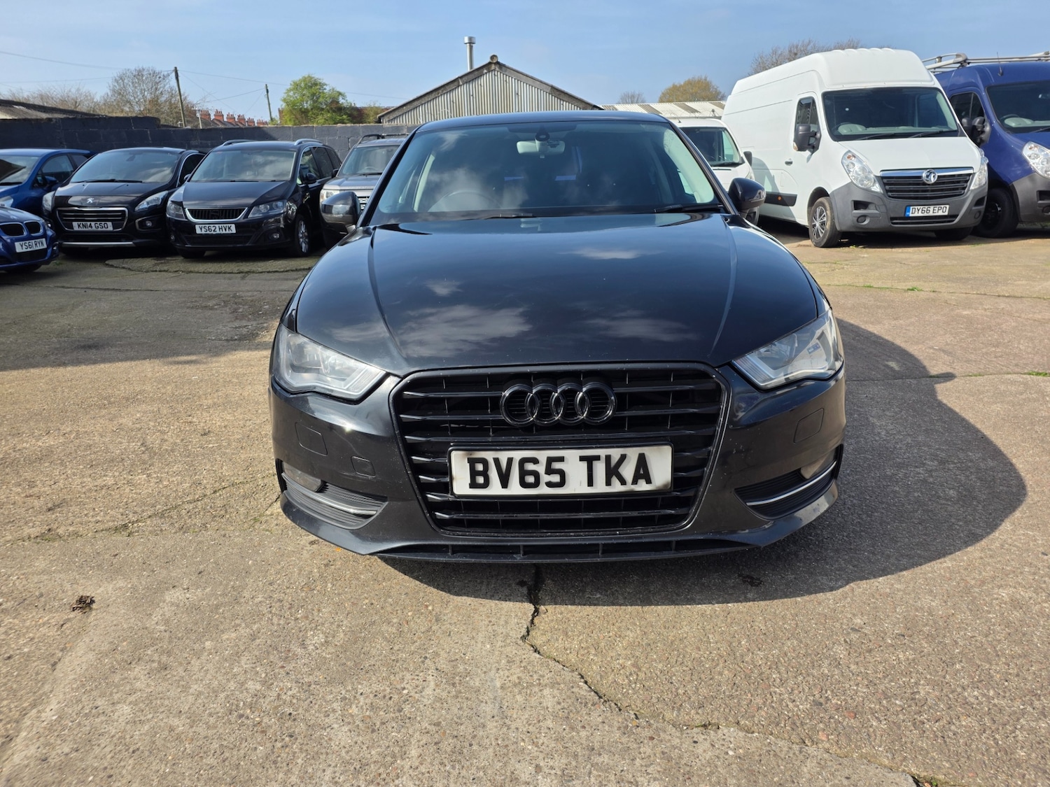 Used Audi A3 2015 for sale - 77975779: Photo 2