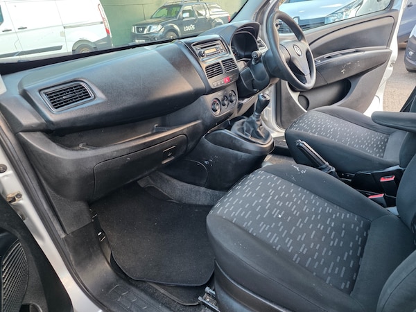 Used Vauxhall Combo 2018 for sale - 76027962: Photo 11