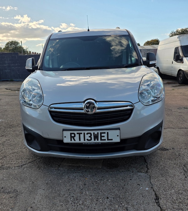 Used Vauxhall Combo 2018 for sale - 76027962: Photo 3