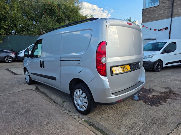 Used Vauxhall Combo 2018 for sale - 76027962: Photo 4