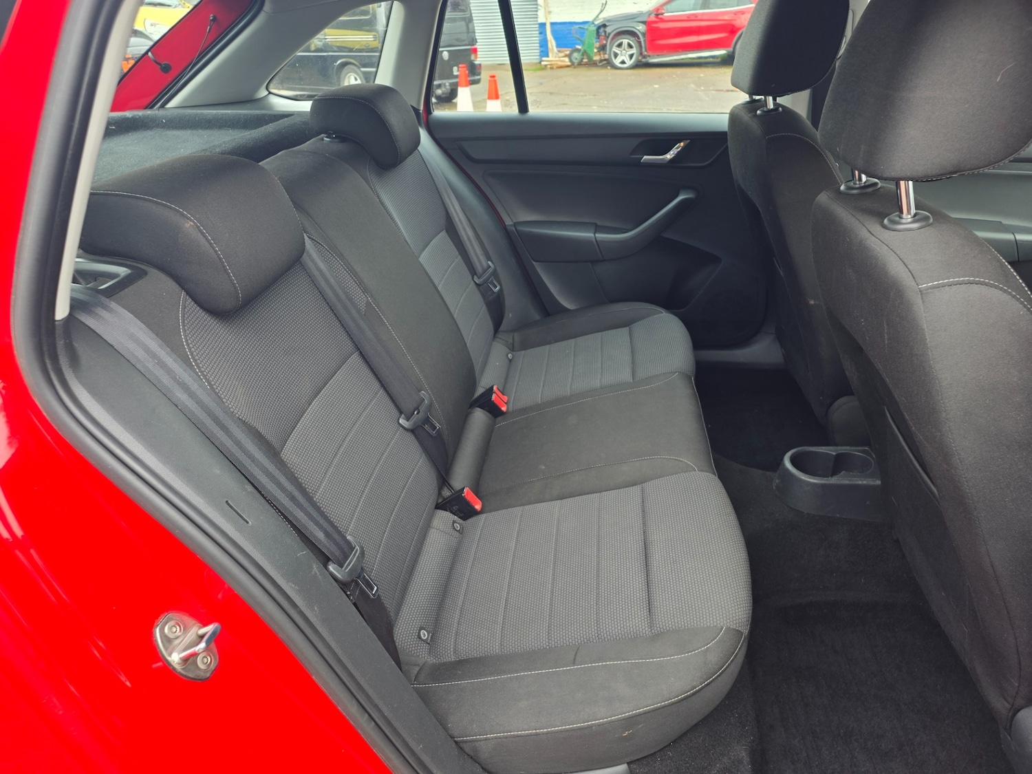 Used Skoda Rapid Spaceback 2014 for sale - 76542910: Photo 10