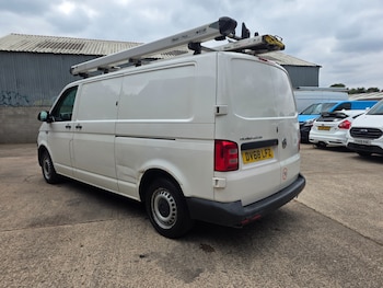 Used Volkswagen Transporter 2018 for sale - 79286756: Photo