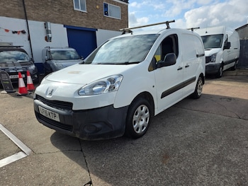Used Peugeot Partner 2015 for sale - 76130345: Photo 3