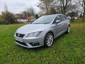 Used SEAT Leon 2019 for sale - 76556739: Photo