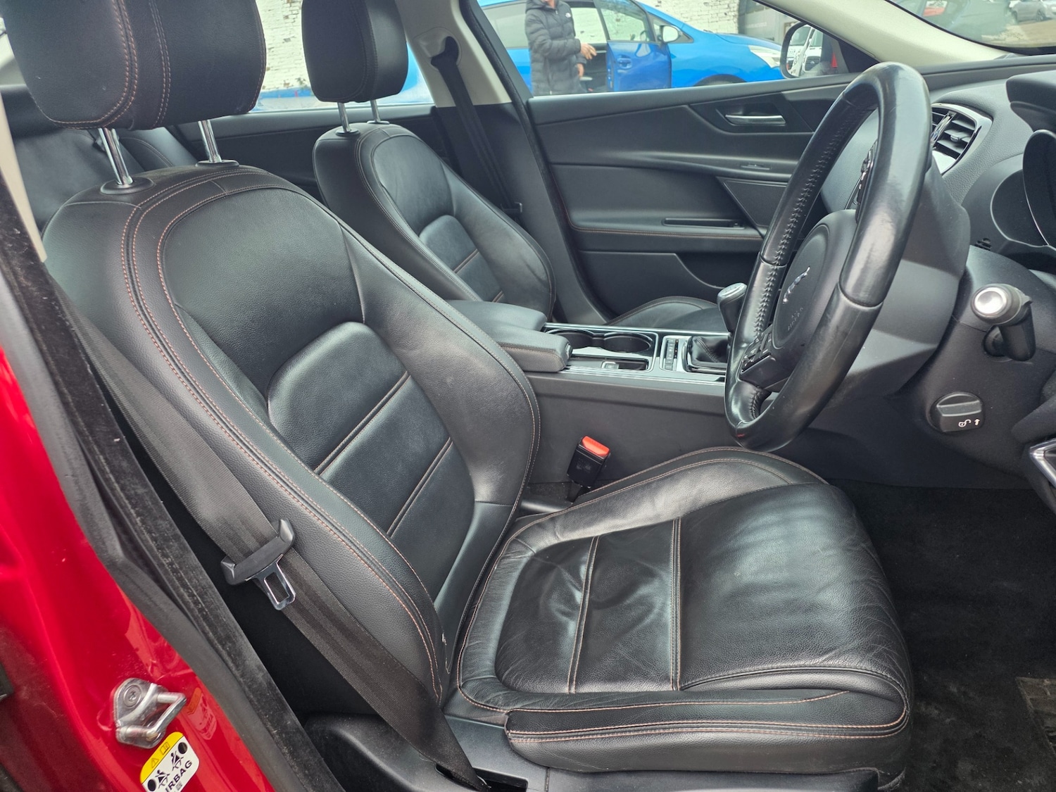 Used Jaguar XE 2015 for sale - 77326608: Photo 7