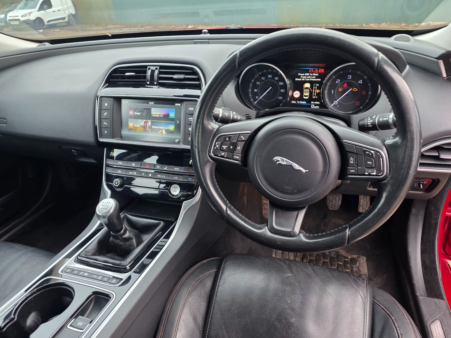 Used Jaguar XE 2015 for sale - 77326608: Photo 8