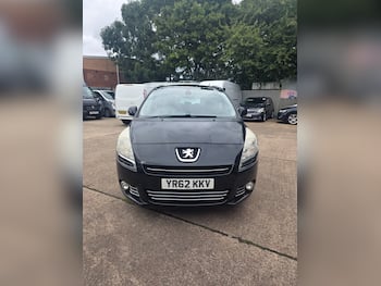 Used Peugeot 5008 2012 for sale - 79775700: Photo