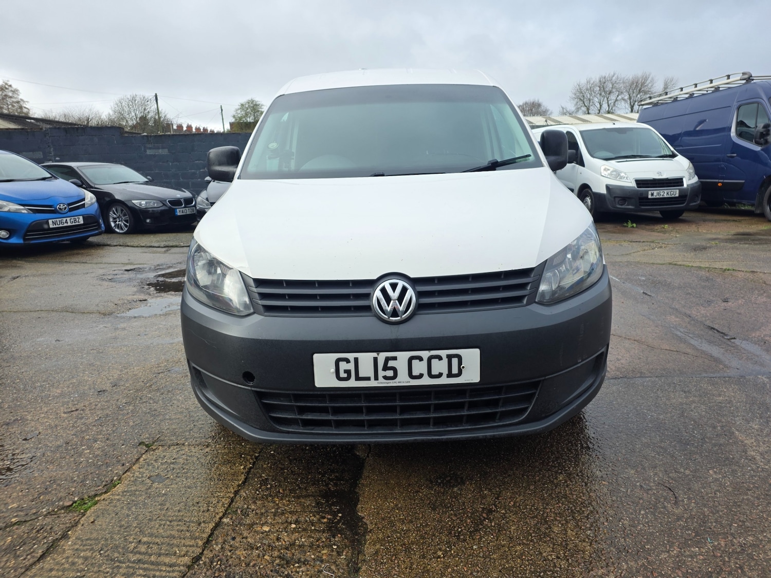 Used Volkswagen Caddy 2015 for sale - 77694720: Photo 2
