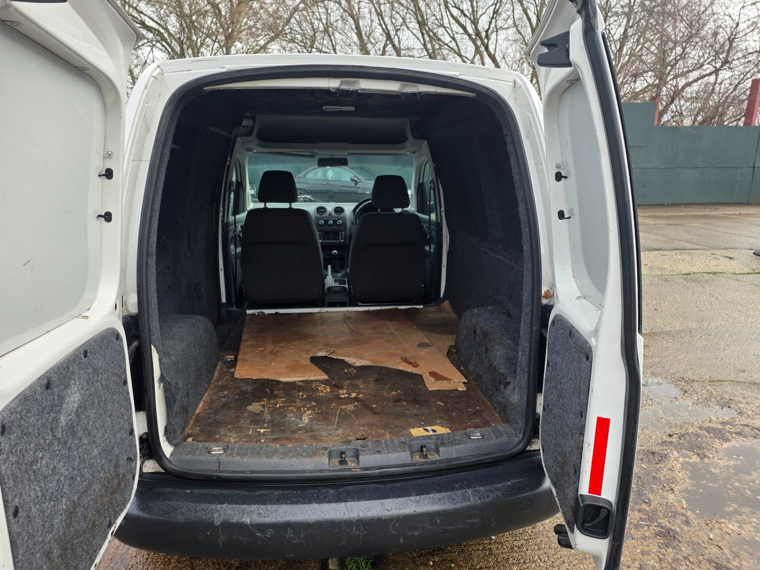 Used Volkswagen Caddy 2015 for sale - 77694720: Photo 9