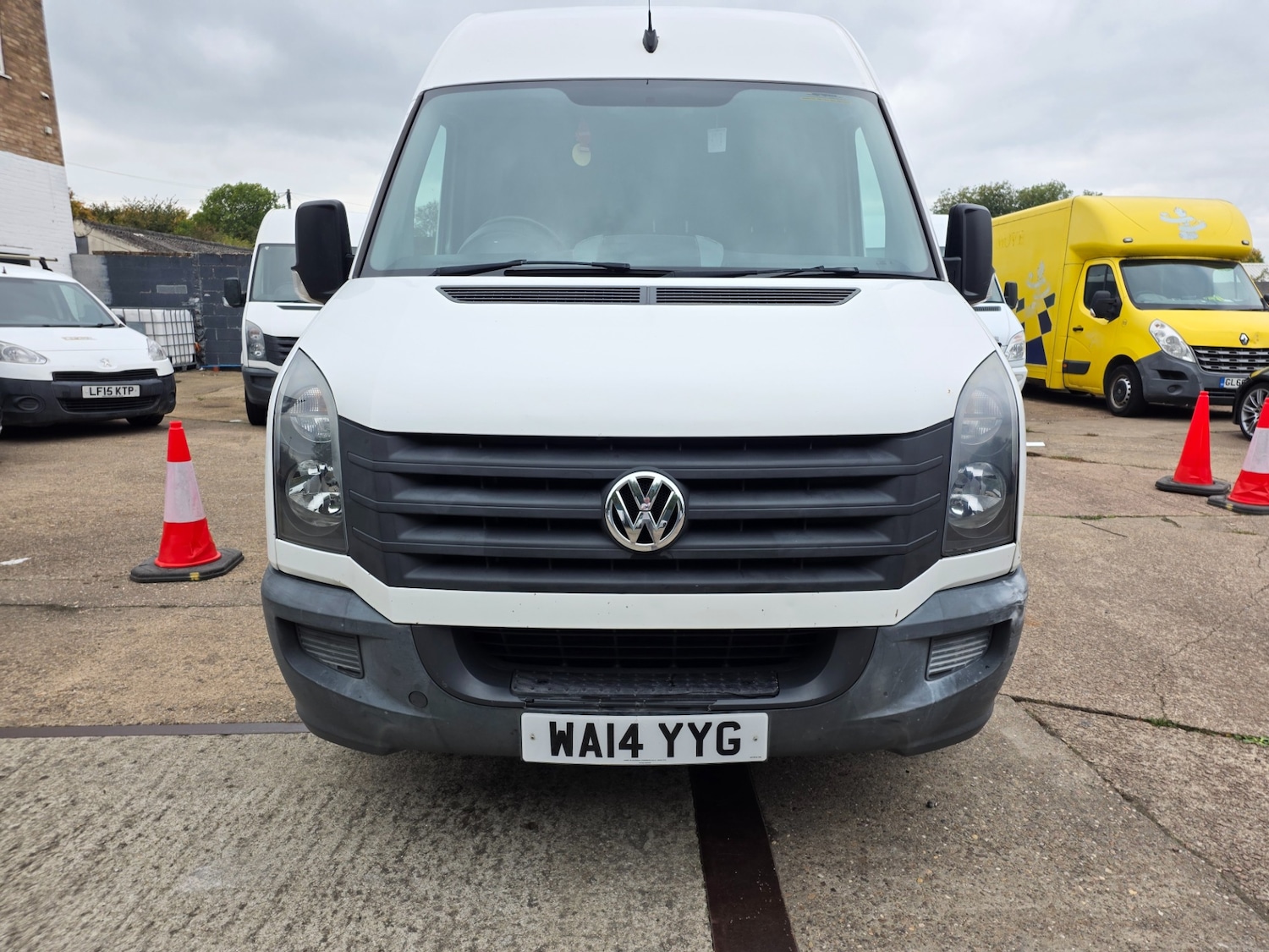 Used Volkswagen Crafter 2014 for sale - 76234518: Photo 2