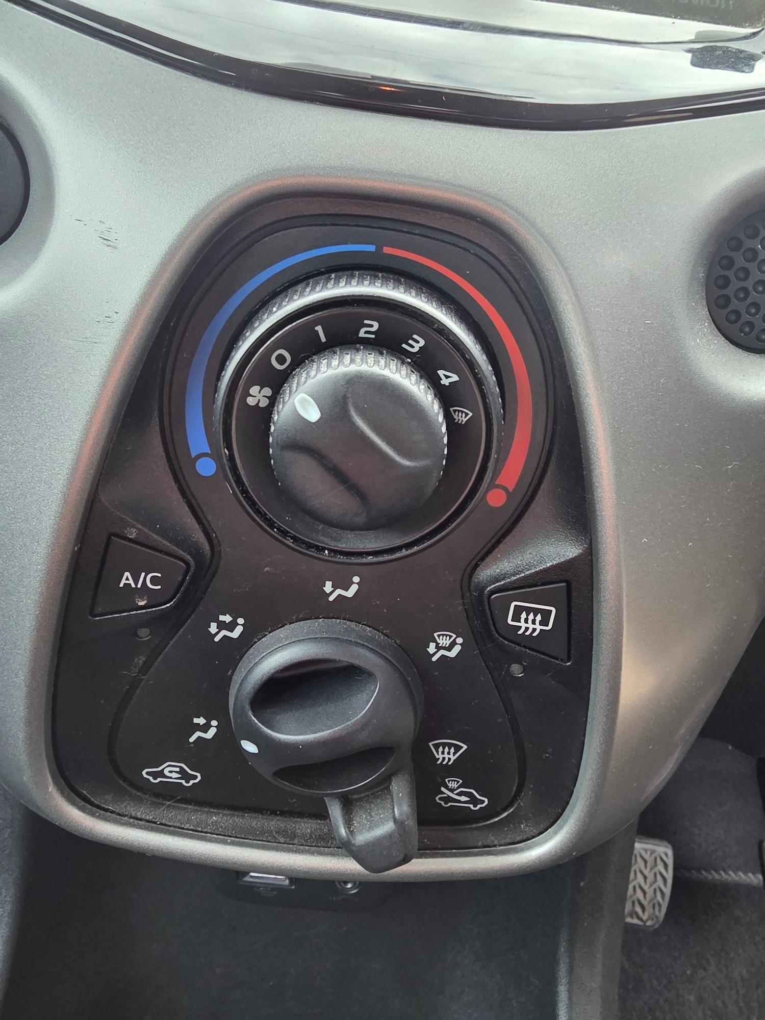 Used Citroen C1 2016 for sale - 76090989: Photo 9