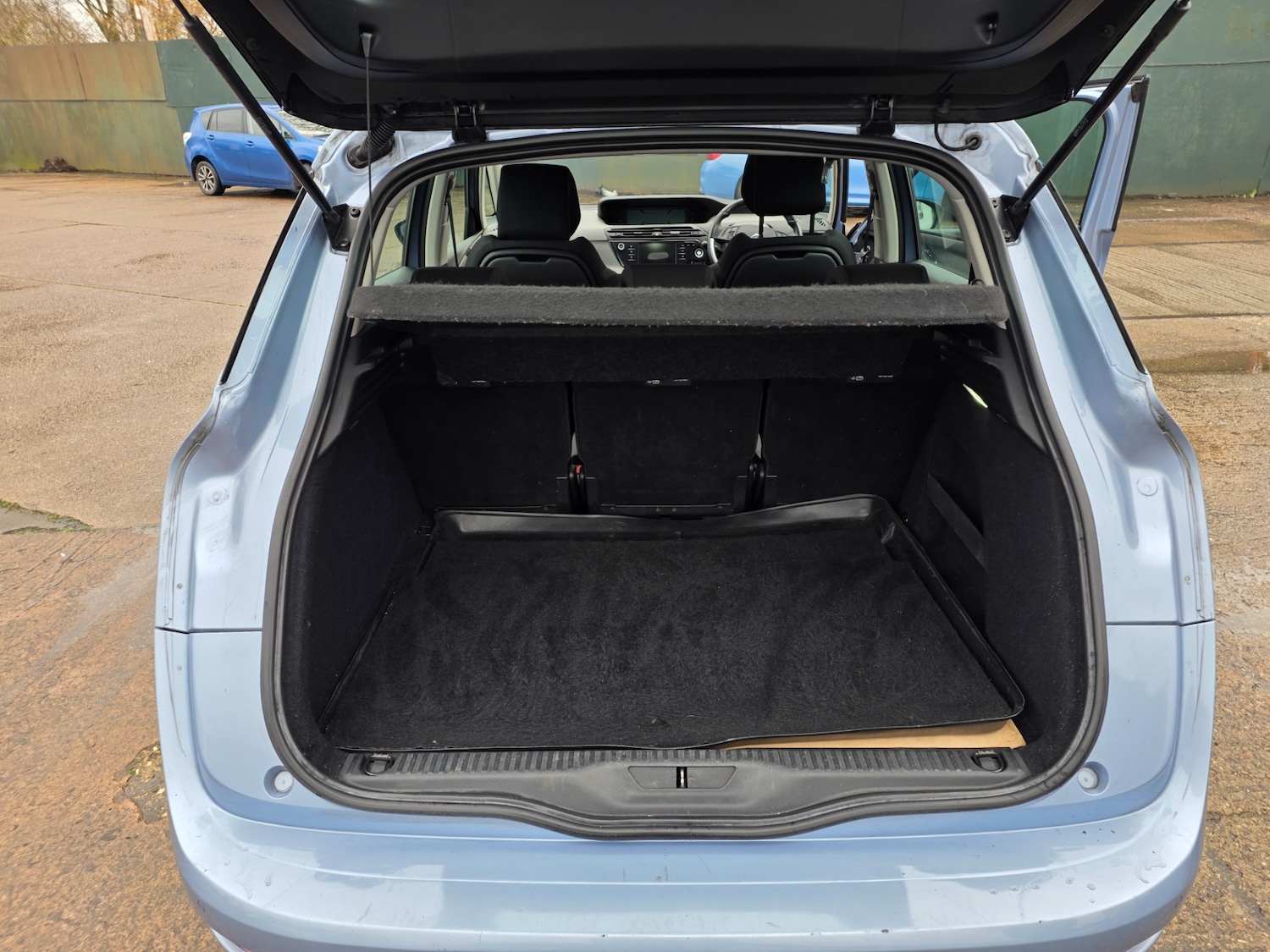 Used Citroen C4 Picasso 2014 for sale - 77618401: Photo 10