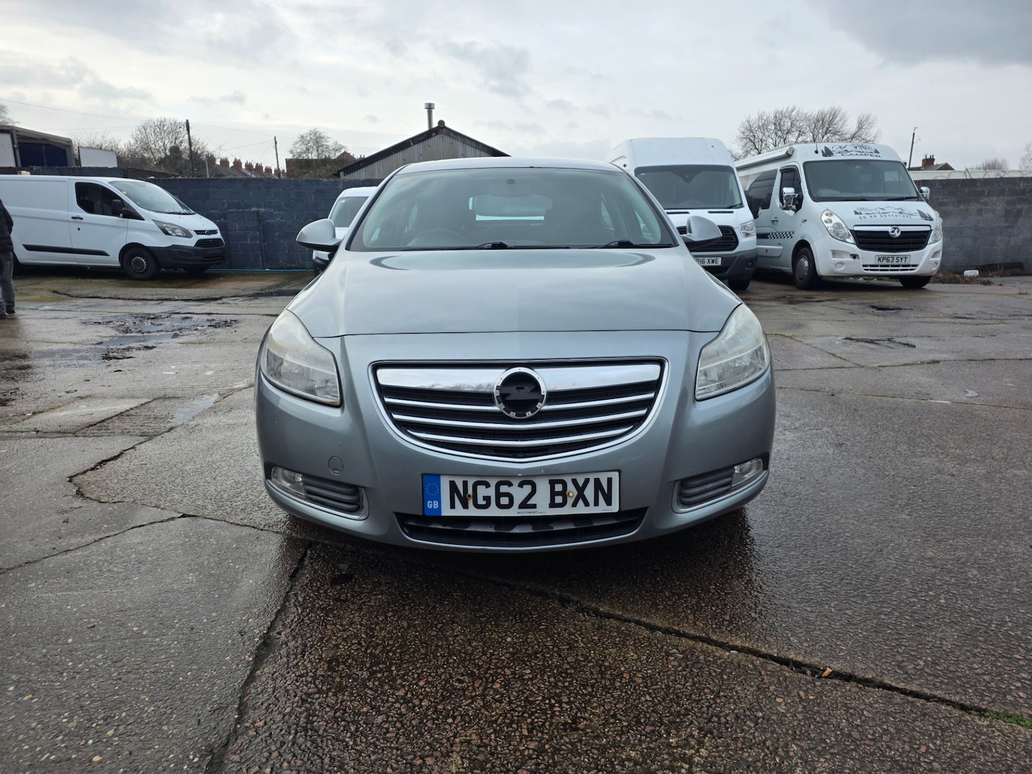 Used Vauxhall Insignia 2013 for sale - 77151957: Photo 2