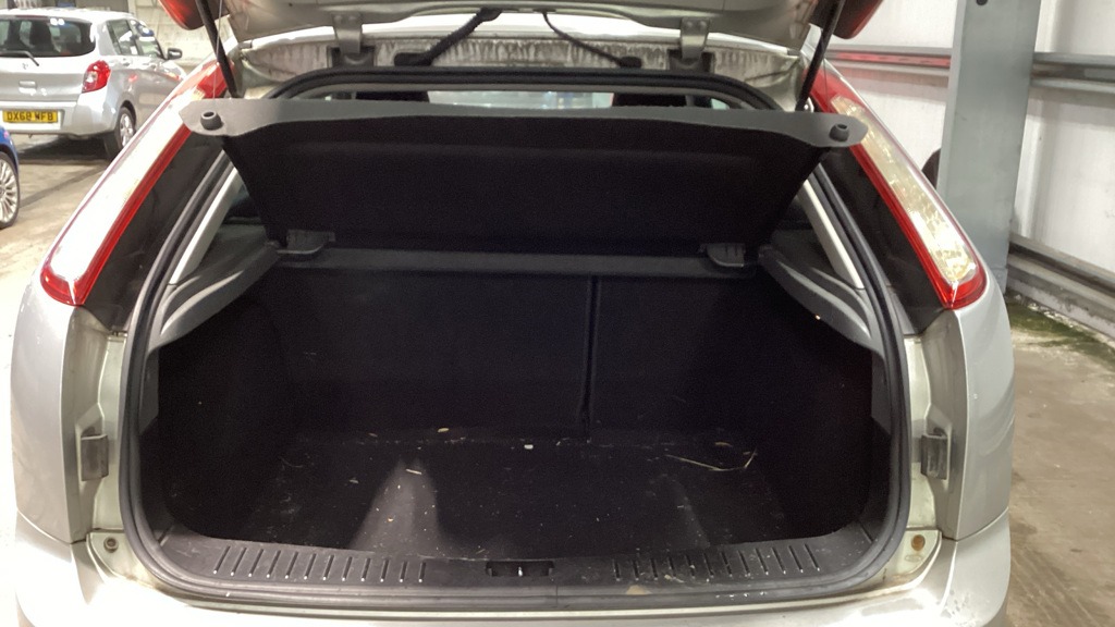 Used Ford Focus 2008 for sale - 77500690: Photo 9