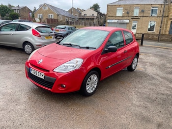 Used Renault Clio 2009 for sale - 79571832: Photo