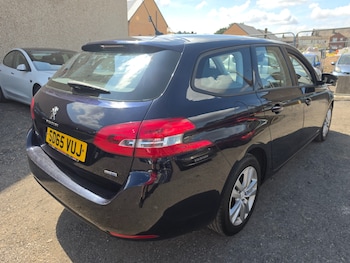Used Peugeot 308 2015 for sale - 79526096: Photo