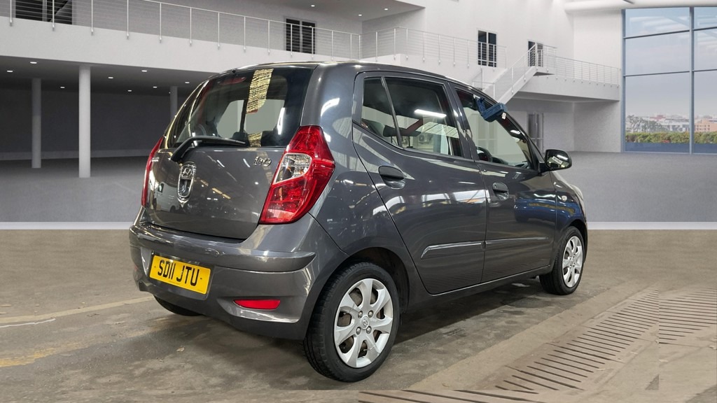 Used Hyundai i10 2011 for sale - 77020659: Photo 4