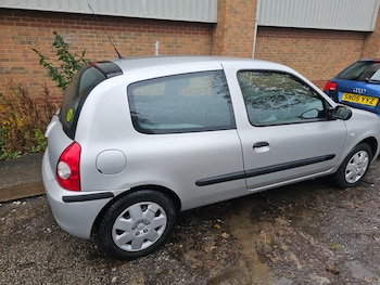 Used Renault Clio 2008 for sale - 76599573: Photo