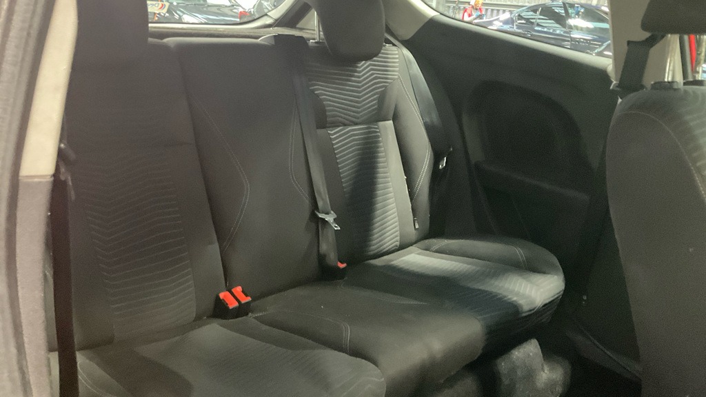 Used Ford Fiesta 2015 for sale - 76527435: Photo 8