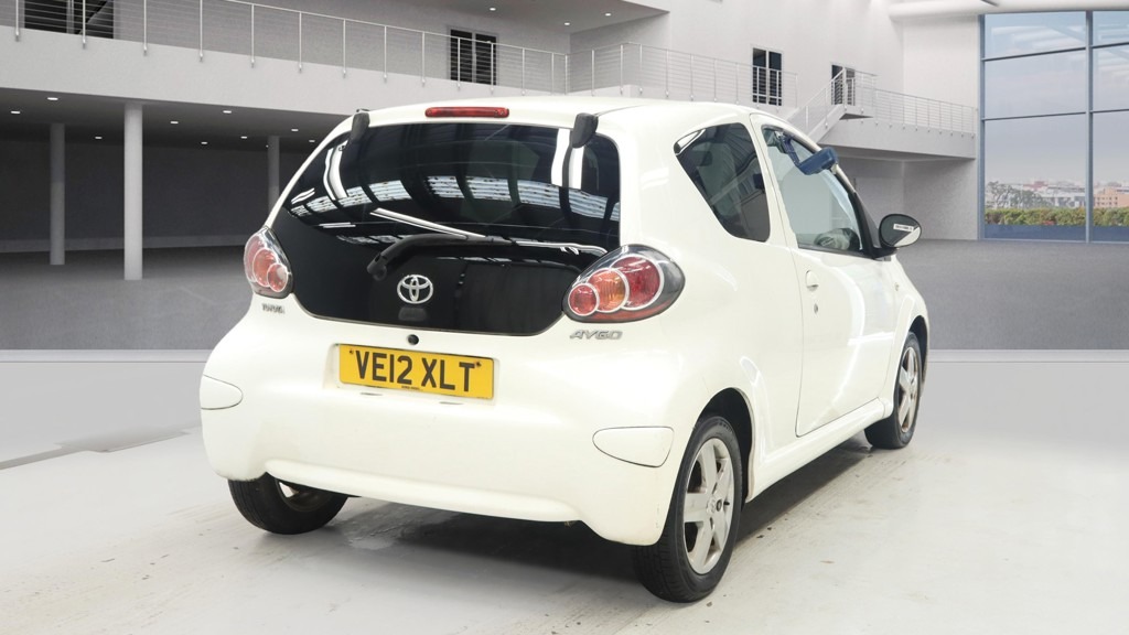 Used Toyota AYGO 2012 for sale - 76527445: Photo 4