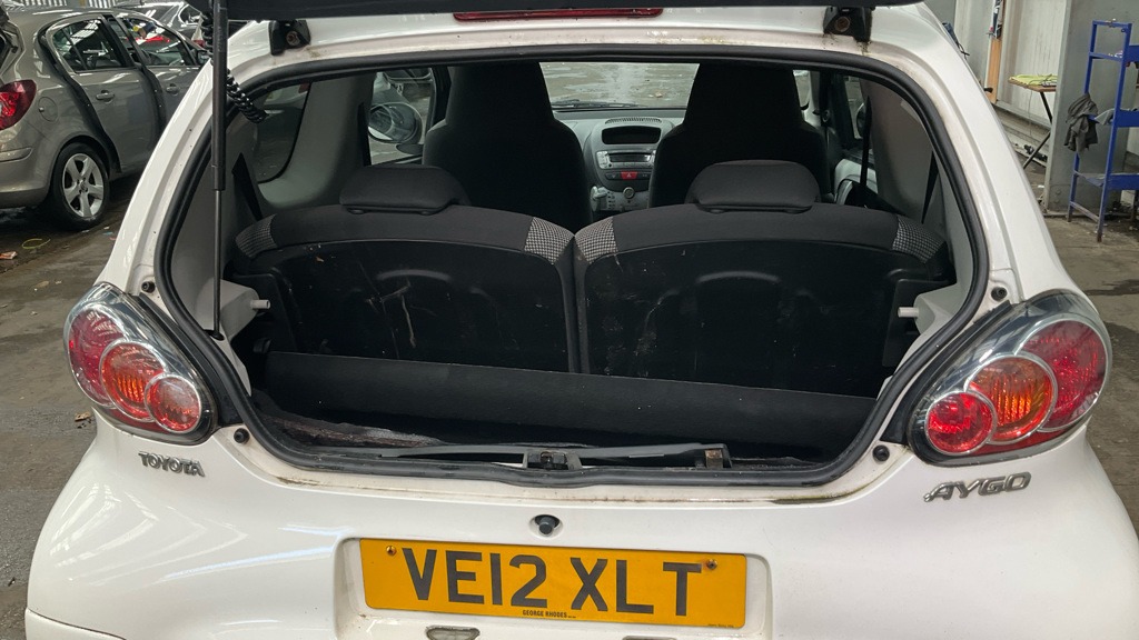 Used Toyota AYGO 2012 for sale - 76527445: Photo 7