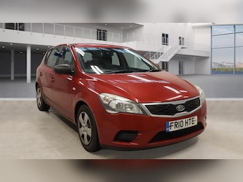 Used Kia Ceed 2010 for sale - 77429650: Photo