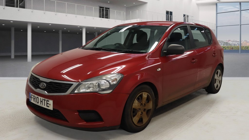 Used Kia Ceed 2010 for sale - 77429650: Photo 2