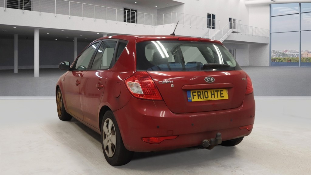 Used Kia Ceed 2010 for sale - 77429650: Photo 5