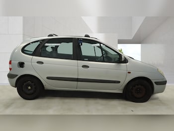 Used Renault Megane 2003 for sale - 79118007: Photo