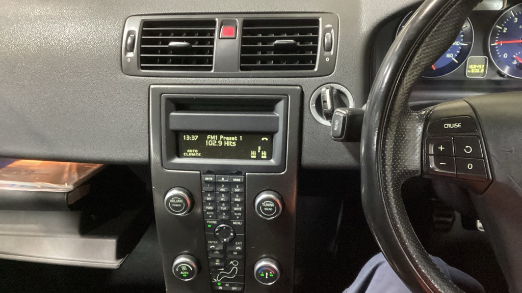 Used Volvo C30 2013 for sale - 77500785: Photo 11