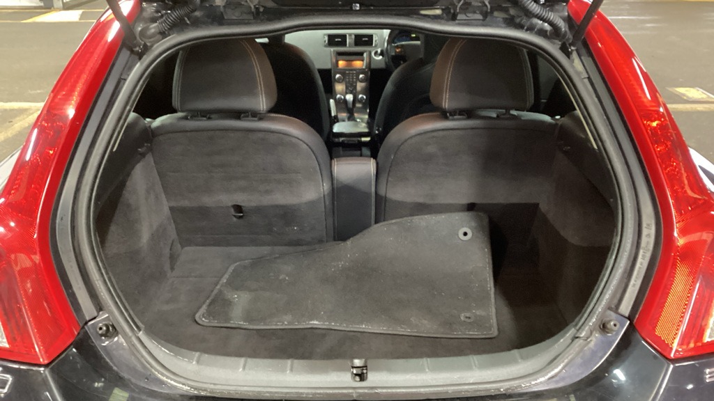 Used Volvo C30 2013 for sale - 77500785: Photo 9