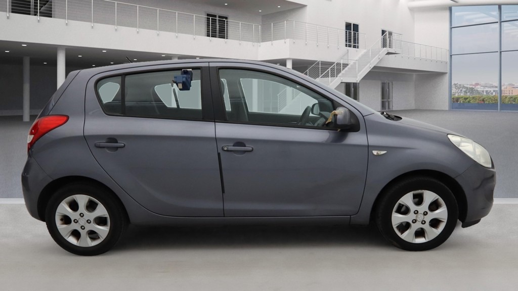 Used Hyundai i20 2009 for sale - 76527466: Photo 3