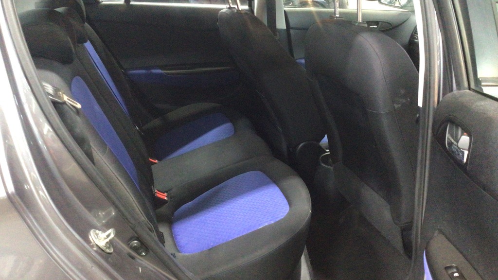 Used Hyundai i20 2009 for sale - 76527466: Photo 8